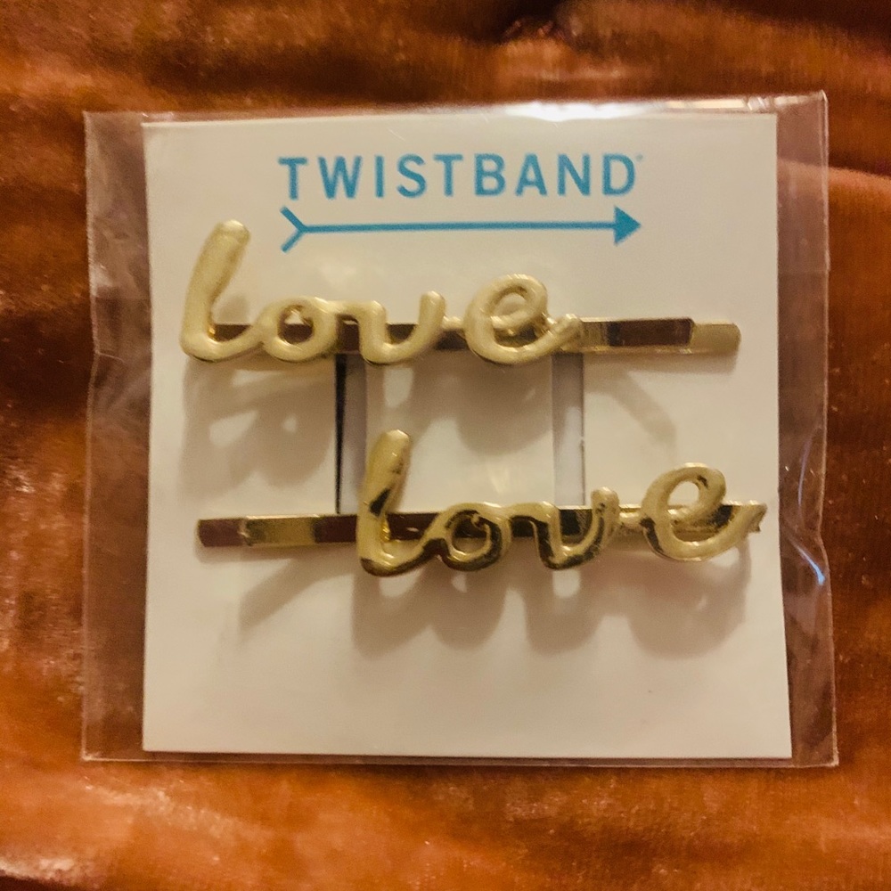 Twist and LOVE hair clips Bobby pins NIP